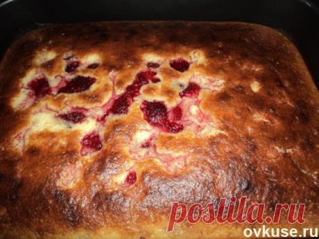 Клубничный пирог на кефире - Простые рецепты Овкусе.ру