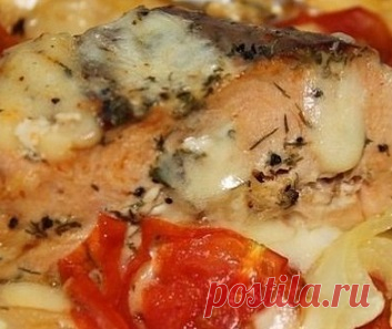 Лосось с овощами запеченный в кефире