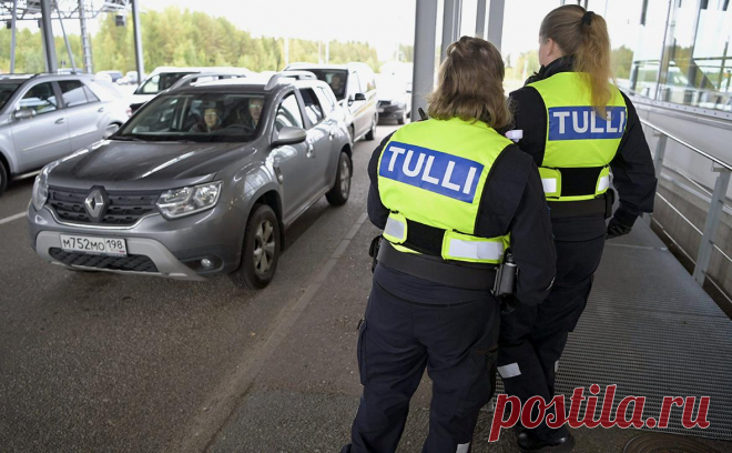 В Финляндии рассказали, когда можно «осторожно открыть» границу с Россией. Частично открыть границу можно будет после принятия «закона о выдворении», который предполагает возвращение просителей убежища в Россию, заявил премьер Финляндии. Проект критиковали финский Минюст и правозащитники
