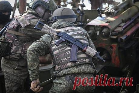 Российская армия уничтожила украинскую ДРГ под Донецком. Российская армия уничтожила украинскую диверсионно-разведывательную группу (ДРГ) при попытке пройти к российским позициям. Об этом сообщил советник главы Донецкой народной республики (ДНР) Ян Гагин. «Удары артиллерии и работа пулеметчиков остановили пыл, группа уничтожена», — сказал он.