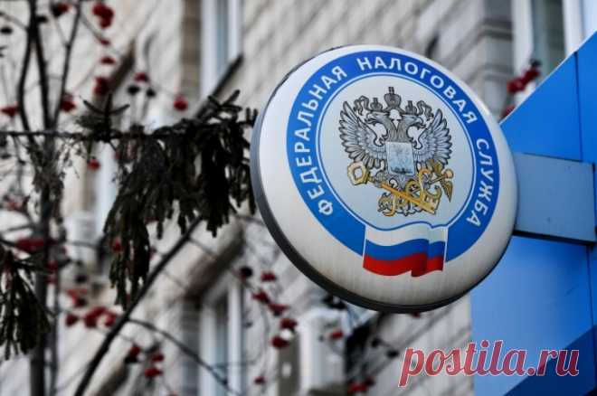 В ФНС заявили, что служба не рассылает письма с требованием уплатить налоги. Неустановленные лица отправляют электронные сообщения гражданам от имени ведомства.