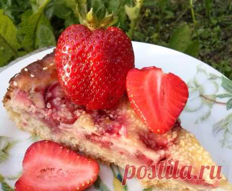 Клубничный пирог с кунжутом!