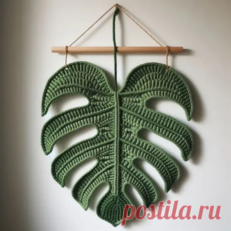 Украшение интерьера растительными мотивами: монстера
