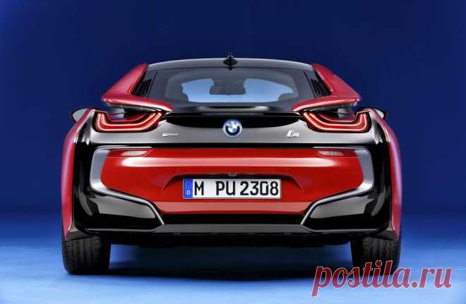 BMW i8 Protonic Red Edition