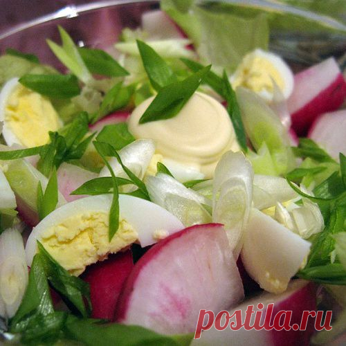 Яйца делают полезнее салат из сырых овощей