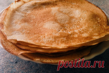Блинчики на кипятке.
Получаются тоненькими, нежными и очень вкусными! 

-Мука — 1 стакан
-Кефир — 1 стакан
-Кипяток — 1 стакан
-Яйцо — 2 шт.
-Сахар — 1,5-2 ст.л.
-Сода — 0,5 ч.л.
-Растительное масло — 2 ст.л.
-Соль — 0,5 ч.л.