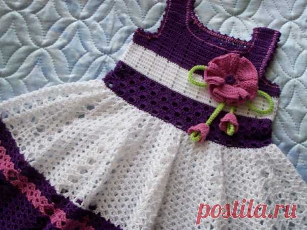 Платье для девочки крючком
Автор Ольга Кузнецова.
На возраст 2 - 3 года. Пряжа 