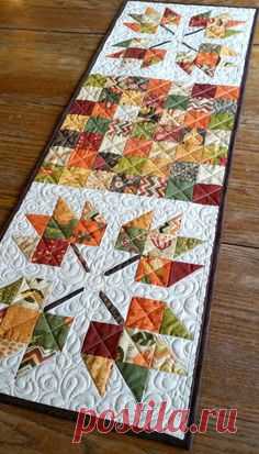 Maple Leaves and Patchwork Table Runner by MountainHomeQuilts on Etsy https://www.etsy.com/listing/255658174/maple-leaves-and-patchwork-table-runner