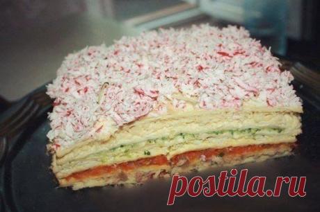 Закусочный торт рыбный