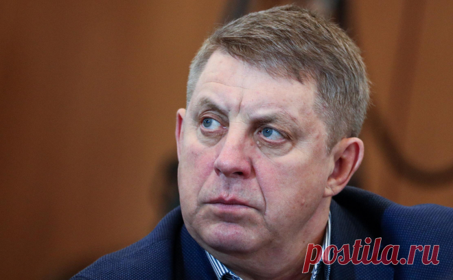 Брянский губернатор предложил не принимать в вузы без «природного дара». В вузы должна идти только одаренная молодежь, другим пригодятся рабочие специальности, полагает губернатор Богомаз. С его слов, нехватку рабочих рук можно решить двумя путями: привлекать мигрантов или сокращать высшее образование