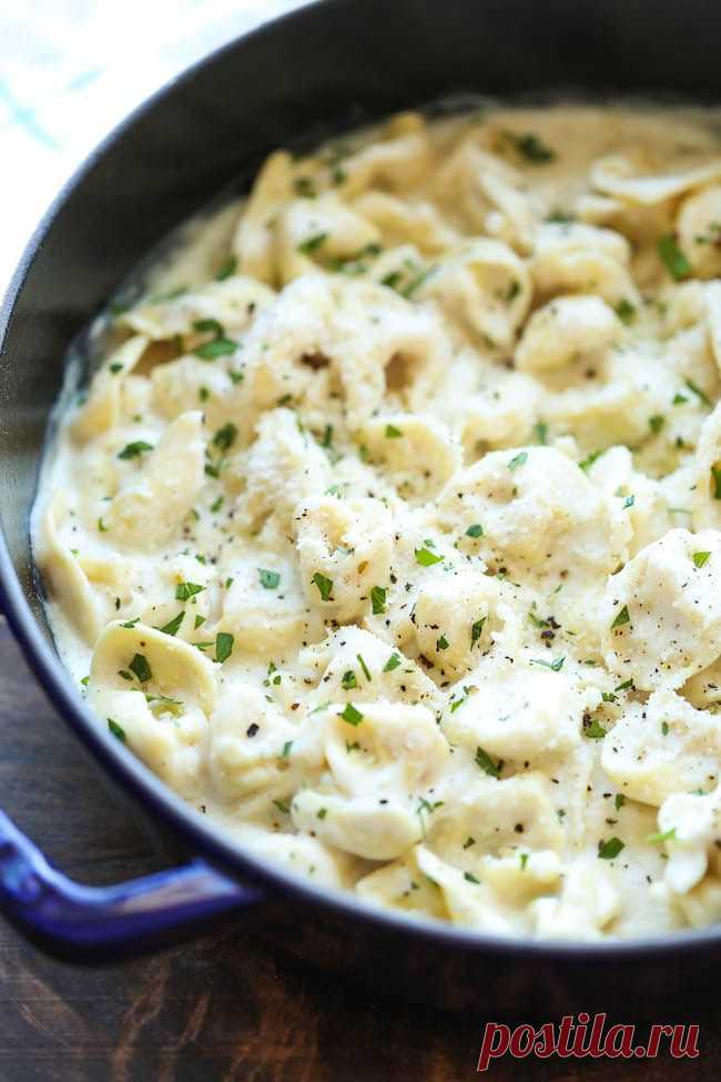 Легко Чеснока Альфредо Тортеллини - Чертовски Вкусный