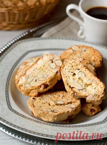 Рецепт кантуччини с миндалем на Вкусном Блоге