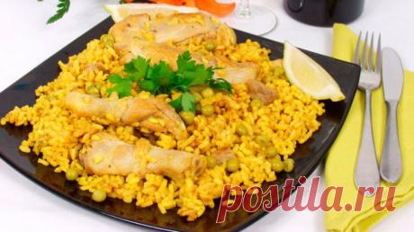 ПАЭЛЬЯ ПО-ВАЛЕНСИЙСКИ  в сковороде !!!  Испанское национальное блюдо. **Курица 250г -крылышки и ножки обжарить на олив/масле 60мл. Добавить прес/чеснок 4зуб+лук 1шт+тимьян 3веточки+рис желтый Арборио 200г, всё обжарить 1мин. Ввести сух/белое вино 150мл+шафран 1щеп+вода. *Сковороду накрыть крышкой, тушить 25мин, переворачивая курицу. За 5мин до окончания- добавить зел/горошек 2с/л+перец. *Эффектное сочетание !!!