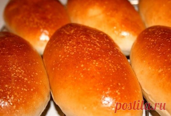 Рецепт этого теста — просто находка. Времени нужно всего 15 минут, можно замораживать, долго хранится так как делается очень быстро. Я часто делала это тесто для чебуреков, но теперь буду делать для больших макарон и вареников. Очень быстро и вкусно. Обязательно попробуйте! Ингридиенты: Мука пшеничная — 3 стак. Вода — 1 стак. Дрожжи свежие — 25 г Масло оливковое — 2 ст. л. Соль — 0,5 ч. л. Приготовление: 1. В миске смешиваем все ингредиенты: муку, 0,5 стакана воды, соль, дрожжи. Хорошенько вым…