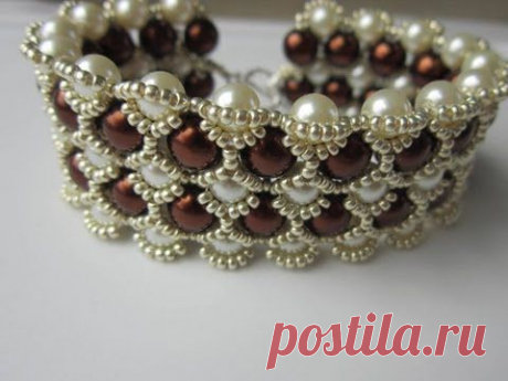 ▶ Beaded Bracelet with 8mm and 6mm Glass Pearl . Бисерный Браслет из 8мм и 6мм жемчуга - YouTube