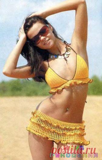 Желто-коричневый купальник и мини-парео - Клуб рукоделия Размер: 36-38 Вам потребуется: пряжа «Лилия» (100% хлопок, 392 м/100 г) — 200 г желтого цвета, 50 г коричневого цвета, крючок №1,5. Купальник Бикини: коричневой…