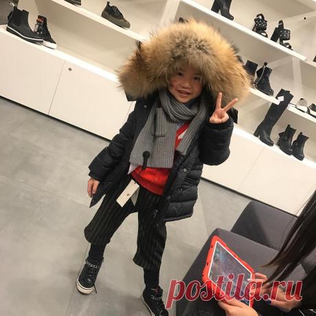 Eva Yu в Instagram: «Gino#moncler#stellamccartney»
