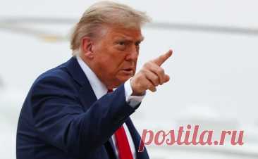 Трамп призвал активнее депортировать нелегальных мигрантов. Власти США должны усилить работу по задержанию и депортации нелегальных мигрантов, которые живут в крупнейших городах страны, включая Лос-Анджелес, Нью-Йорк и Чикаго, заявил американский президент Дональд Трамп в социальной сети Truth Social.
