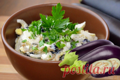 Cалат из баклажанов и яиц 


MaryanaTastyFood

 Кухня: Домашняя
 Количество порций: 2
 Сложность: Простой



Ингредиенты

Баклажаны небольшие - 3 шт.
Яйца вареные - 3 шт.
Лук крупный - 1 шт.
Уксус 9% - 3-4 ст. л.
Перец черный …