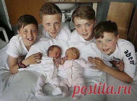 Женщина третий раз родила пару двойняшек. Наконец-то родились девочки!