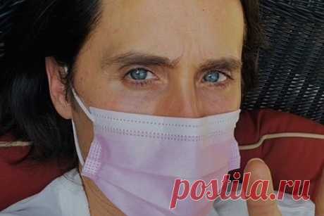 Джаред Лето пострадал от рук полиции во время митинга в Риме. Рок-музыкант и актер США Джаред Лето рассказал, как пострадал во время митинга антипрививочников в Италии. По его словам, он не принимал участия в акции в Риме, но снимал происходящее на камеру. «Меня поймали на протесте в Италии», — добавил он. По словам Лето, полиция применяла слезоточивый газ.