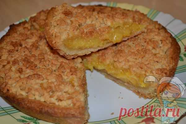 Десерт из апельсина и лимона: вкусный домашний пирог без яиц Освежающий десерт с начинкой из цитрусовых никого не оставит равнодушным. Поэтому предлагаем приготовить быстрый и легкий в приготовлении десерт из апельсина и лимона.