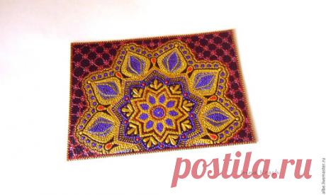 Купить Обложка на паспорт кожаная Альба точечная роспись - золотой фиолетовый, темно-бордовый