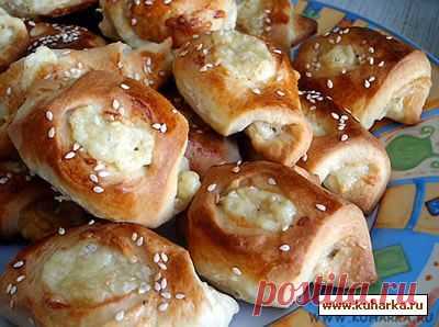 Рецепт: Оригинальные сырные рогалики