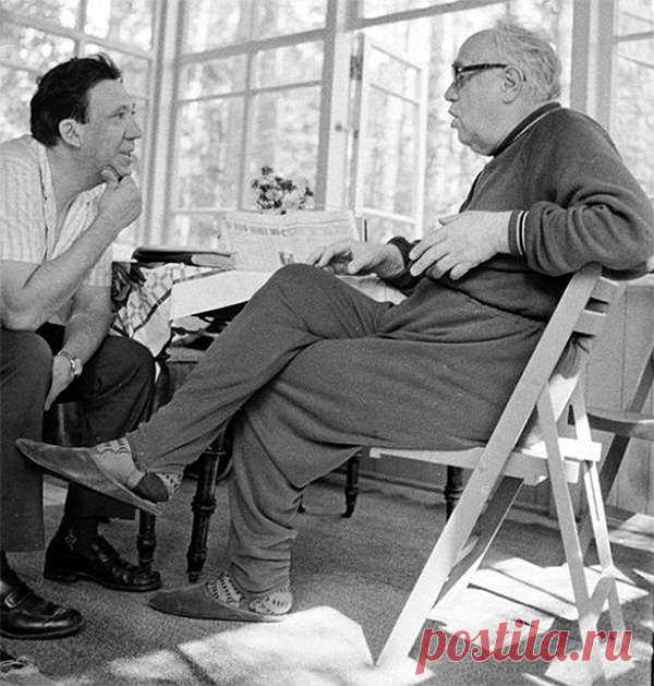 Михаил Иванович Жаров биография актера и режиссёра театра и кино