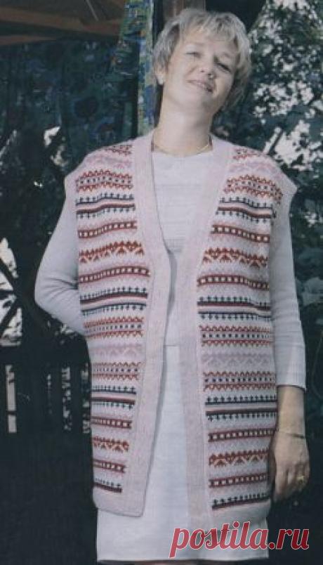 Жилет с жаккардовым узором. Вязание спицами для женщин. Узелок.ру
