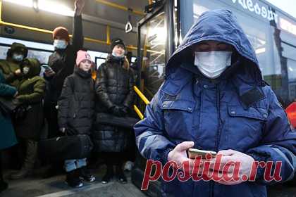 Три партии решили не поддерживать законопроект о QR-кодах. Лидеры ЛДПР, КПРФ и «Справедливой России» не поддержат законопроект о QR-кодах. Об этом сообщили Владимир Жириновский, Геннадий Зюганов и Сергей Миронов. По словам лидера СРЗП Сергей Миронова, в случае принятия соответствующего документа в первом чтении СРЗП будет вносить поправки.