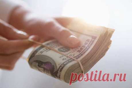 6 важных вещей, о которых нужно помалкивать и хранить в тайне от окружающих
Сейчас очень стало популярно рассказывать о своей жизни всему свету. За это мы должны благодарить развитие социальных сетей. Однако далеко не о всех вещах можно и нужно рассказывать, не только в соцсетях, но и знакомым. Ведь, как гласит народная мудрость,счастье любит тишину. Вот о чем следует молчать. 1. Свои романтические отношения Все отношения не идеальны, […]
Читай дальше на сайте. Жми подробнее ➡