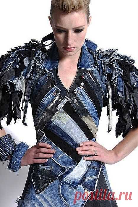 Думаю, что у всех дома есть старые джинсы, а им нужно найти достойное применение..