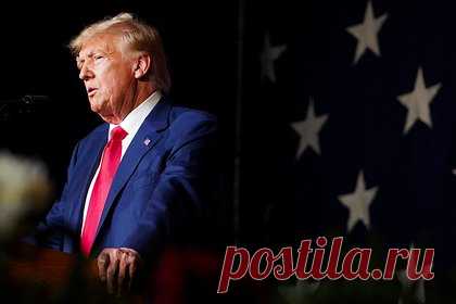 Американист предрек массовые протесты в США в случае посадки Трампа. В случае посадки бывшего президента США Дональда Трампа в стране могут начаться массовые протесты, полагает директор Фонда изучения США имени Франклина Рузвельта, доктор исторических наук Юрий Рогулев. Ранее власти США в Майами подготовились к беспорядкам на случай ареста Трампа.