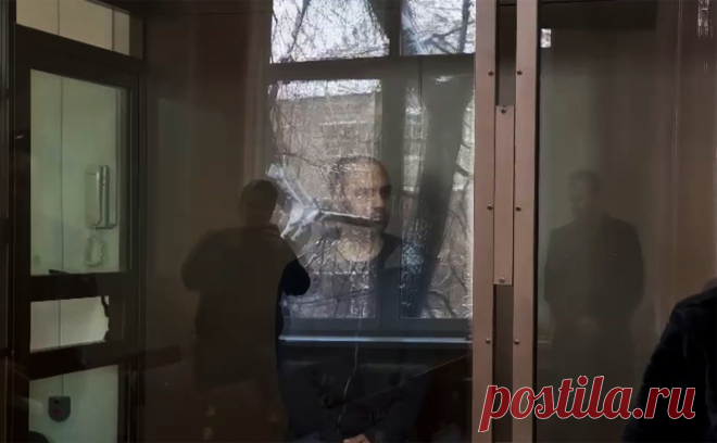 Суд арестовал жителя Рязанской области за теракт на железной дороге. Дорогомиловский суд Москвы отправил под стражу россиянина Руслана Сидики за совершение теракта на железной дороге, в результате которого грузовой поезд сошел с рельсов.