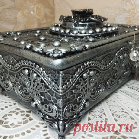 Одна из самых любимых моих шкатулочек нашла свою хозяйку.