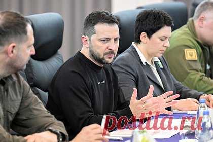 В ЕС анонсирован саммит по обсуждению «формулы мира» Зеленского. Дания может стать принимающей стороной саммита, посвященного урегулированию украинского конфликта согласно «формуле мира» президента Украины Владимира Зеленского, заявил глава МИД королевства Ларс Лекке Расмуссен. «Если Украина посчитает, что пришло время провести такую встречу, то это будет фантастика», — сказал он.