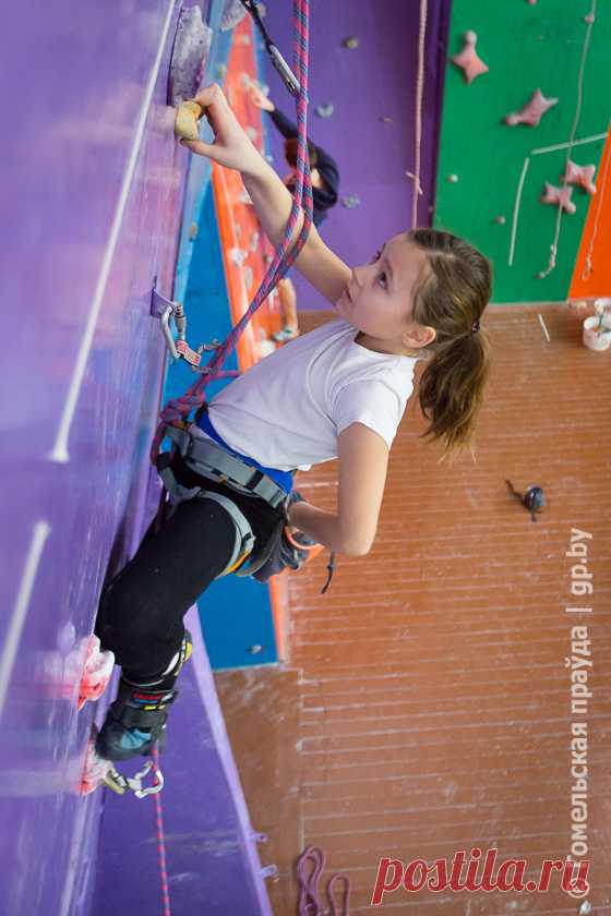 В Гомеле соревновались сильнейшие скалолазы страны : Правда Гомель