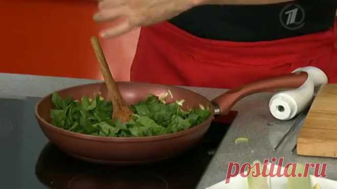 Вкусные советы. Пирог с вермишелью и овощной начинкой

Шеф-повар Сергей Кузнецов предлагает приготовить пирог с вермишелью и овощной начинкой.

Приятного аппетита!

Буду очень благодарен за вашу активность в лайках, комментариях и делитесь с друзьями. Это помогает продвигать публикации!

PS. Подписывайтесь и вы всегда будете знать, что приготовить на завтрак, обед или ужин. А чтобы не пропустить классные рецепты, включите уведомления, нажав на колокольчик.

Я приготовил дл...