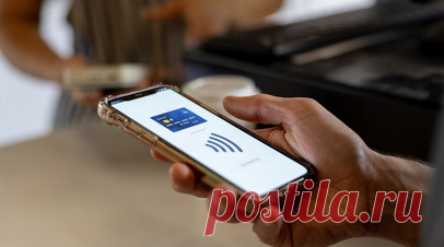 IT-эксперт рассказал, возможна ли кража денег через NFC на смартфоне. Генеральный директор компании «Диджитал Маркетс» Илья Назаров рассказал в беседе с RT, имеются ли у технологии передачи платёжных данных NFC уязвимости, с помощью которых злоумышленники могут украсть деньги. Читать далее