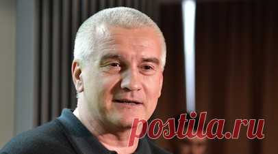 Аксёнов поздравил крымчан с Днём Государственного герба и флага. Глава Крыма Сергей Аксёнов поздравил жителей с Днём Государственного герба и флага республики 24 сентября. Читать далее