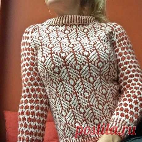 Джемпер/свитер спицами с жаккардовым узором