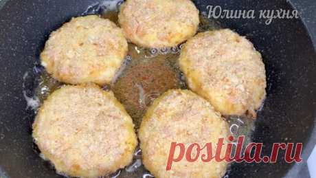 Юлина Кухня | Когда хочется очень вкусной закуски к фильму, я готовлю эти быстрые и хрустящие котлетки из сосисок и сыра