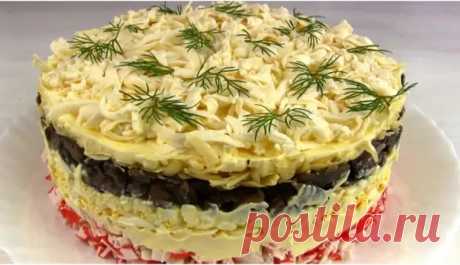 Рецепт изумительного слоеного салата с крабовыми палочками и грибами «Званный ужин» - Вкус жизни - медиаплатформа МирТесен