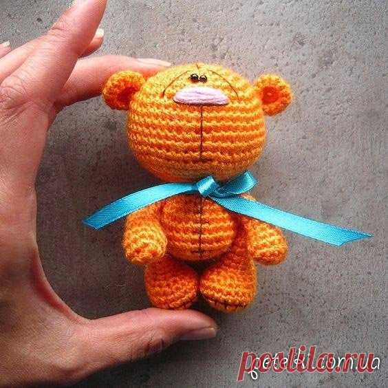 Маленькие мишки крючком. Описание вязания