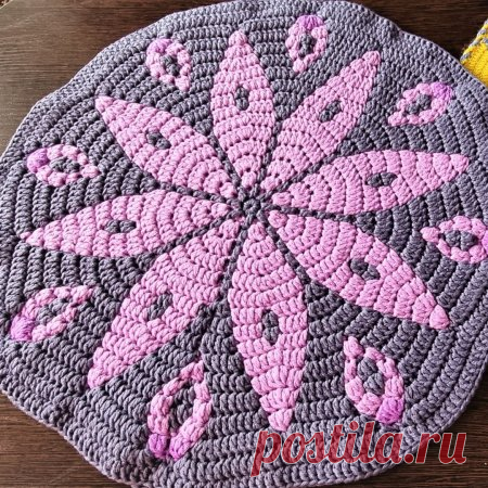 Жаккардовый узор Цветок крючком по кругу