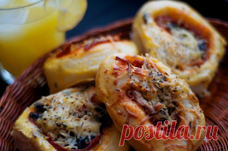 Как приготовить дрожжевые улитки а-ля пицца - рецепт, ингридиенты и фотографии