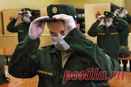 В Госдуме раскрыли основные регионы для мобилизации. Основная часть призывников при частичной мобилизации будет из центральных и западных регионов России. Об этом заявил глава комитета Госдумы по обороне Андрей Картаполов. По словам депутата, призыв будет исходить из мобилизационного ресурса регионов. При этом, отметил Картаполов, каждый субъект получит разнарядку.