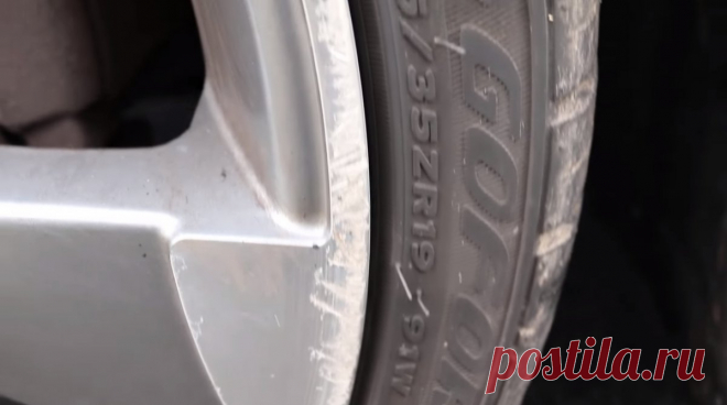 Как избавиться от царапин и сколов на колесных дисках Современные диски для колес машины бывают нескольких видов. И если штампованные стальные выдерживают повреждения, даже вмятины, и закрываются колпаками, то у литых легкосплавных дисков с лакокрасочным покрытием после сезонных изменений погоды и дорожного покрытия все недостатки на виду. И самый