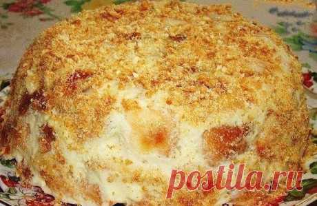 ПОЧТИ "НАПОЛЕОН"
Этот торт из разряда быстро и вкусно. 

Ингредиенты: 
- 1 кг слоеного теста 

Для крема: 
- 0.5 л молока 
- 3 яйца 
- 1 стакан сахара 
- 2.5 столовых ложки муки 
- 100 г сливочного масла 
- ваниль 

Приготовление: 

Слоенное тесто раскатать немного и порезать на кусочки. 

Положить на противень и поставить в духовку. Печь до готовности. 

Приготовить крем: яйцо с сахаром взбить в густую массу, затем добавить муку. Молоко вскипятить, добавить масло. 

Кипящ...